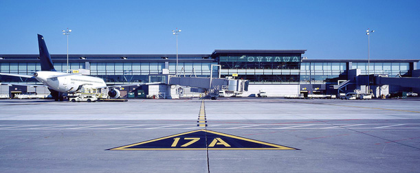 Airport terminal - Aérogare